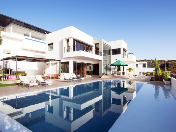 Villa with ocean and bay view